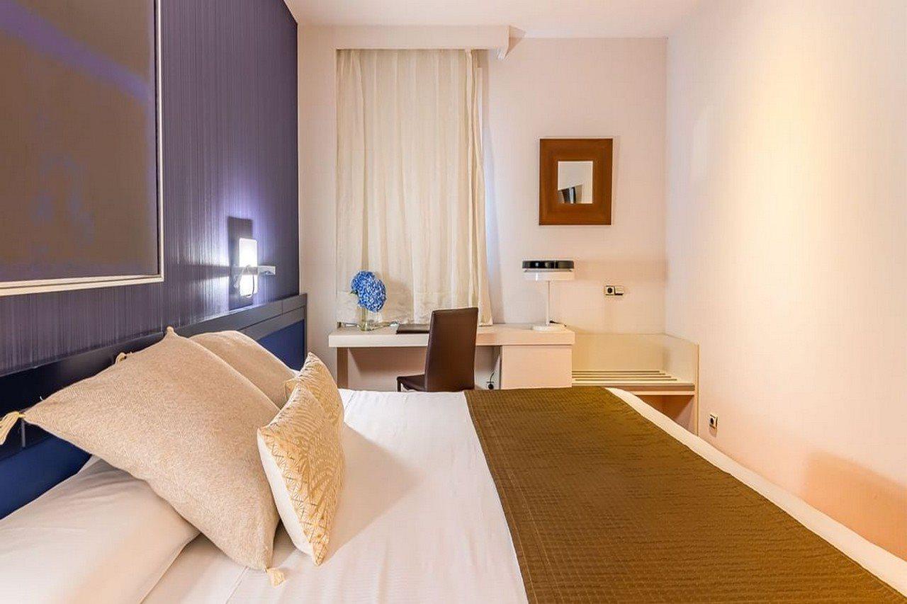 อมูรา อัลโกเบนดาส Hotel ภายนอก รูปภาพ