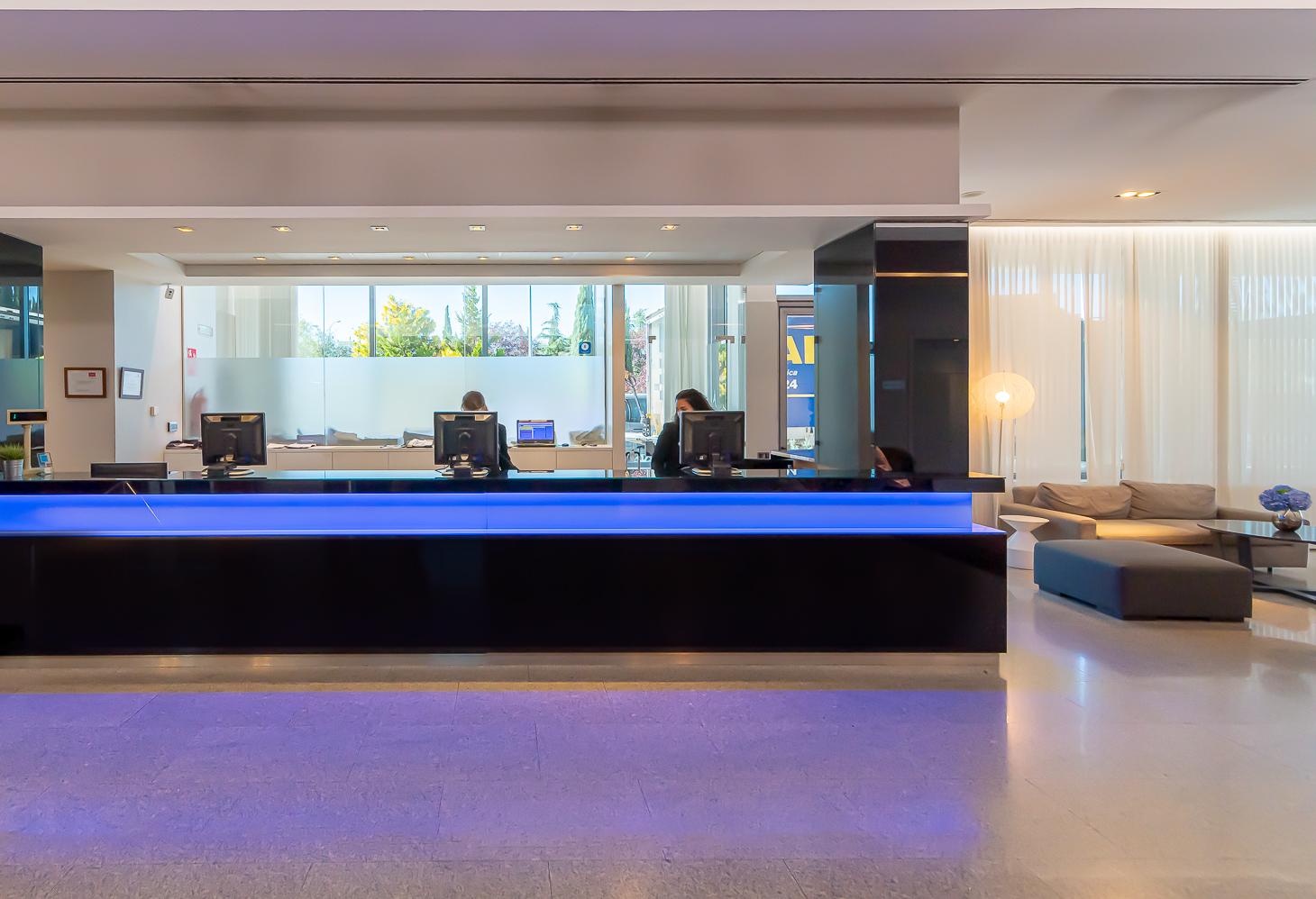 อมูรา อัลโกเบนดาส Hotel ภายนอก รูปภาพ