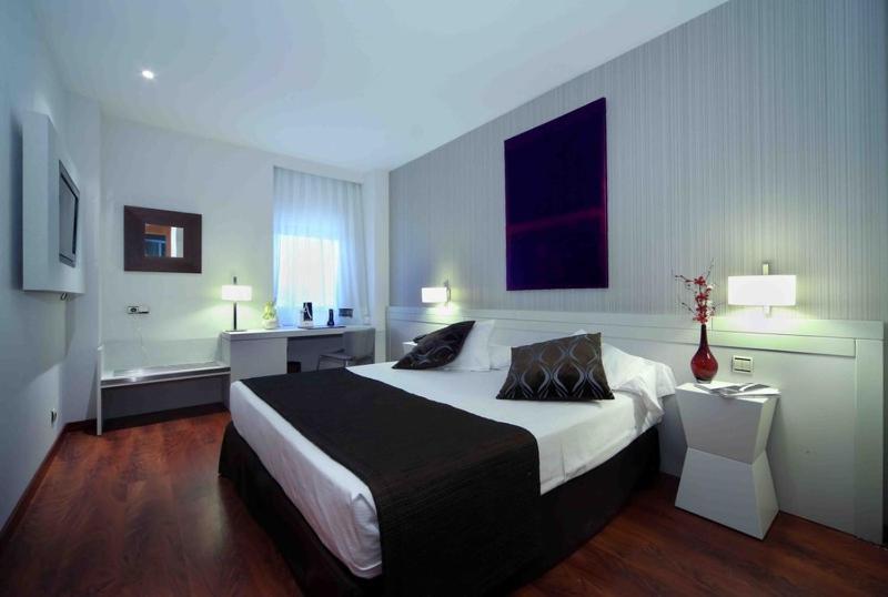 อมูรา อัลโกเบนดาส Hotel ห้อง รูปภาพ