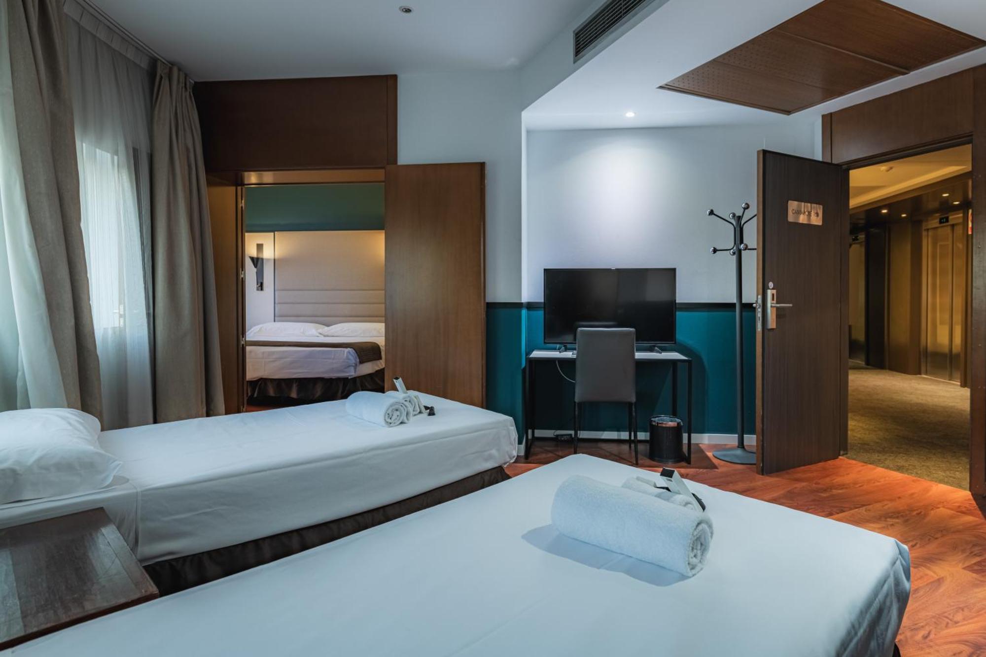 อมูรา อัลโกเบนดาส Hotel ภายนอก รูปภาพ
