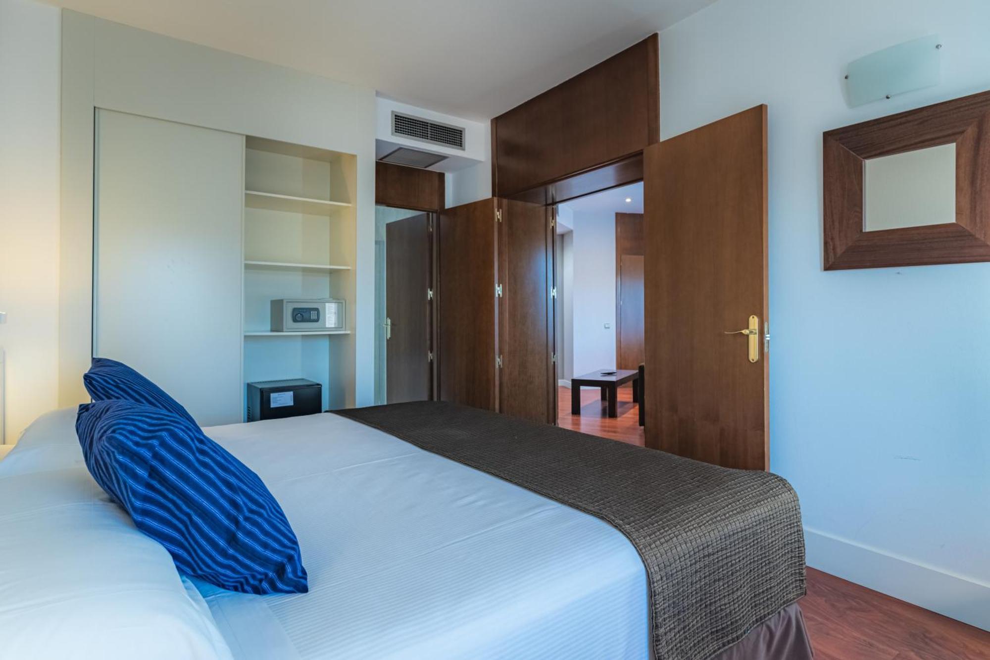 อมูรา อัลโกเบนดาส Hotel ภายนอก รูปภาพ